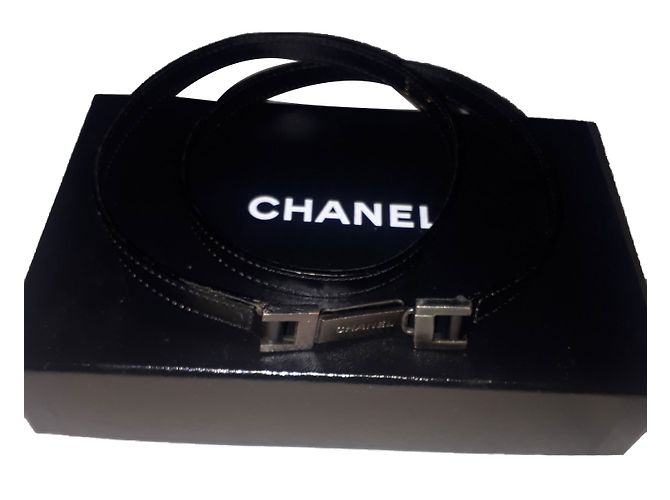 Chanel Gürtel aus schwarzem Leder 80 cm 