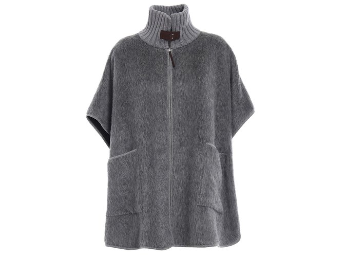 Fabiana Filippi Coats, Outerwear Grey Cashmere Wool  ref.84171