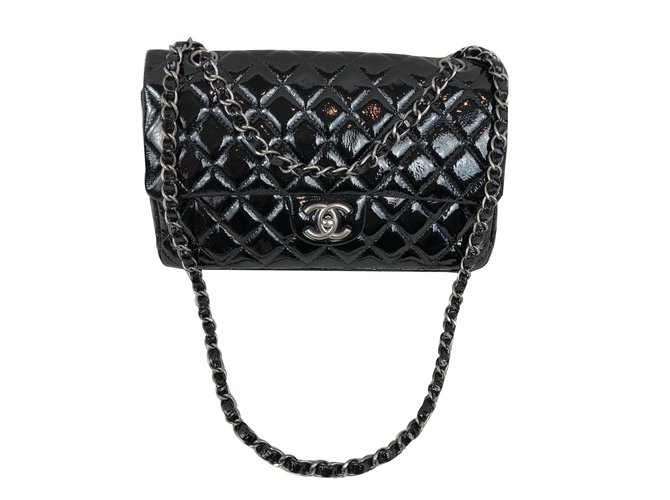 Timeless Chanel Handtaschen Schwarz Lackleder  ref.84190