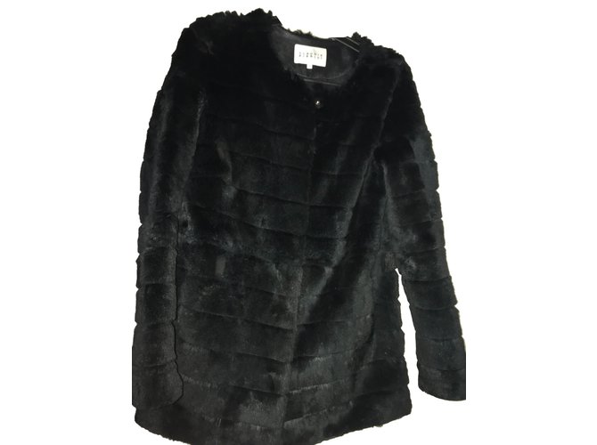 Claudie Pierlot Coats, Outerwear Black Fur  ref.84198