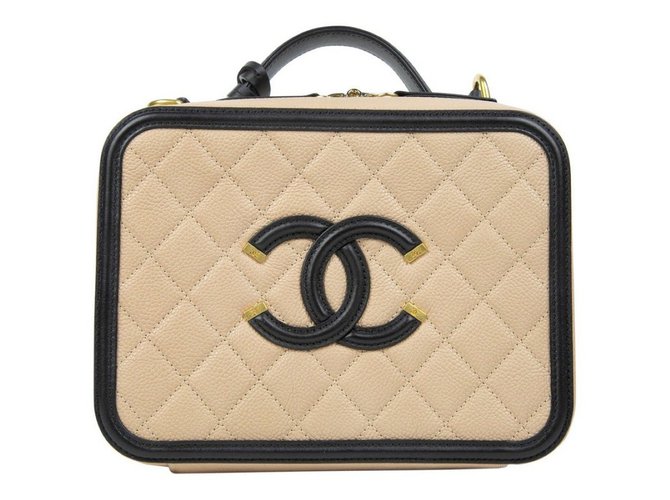 Chanel VANITY CASE Beige Leather  ref.84305