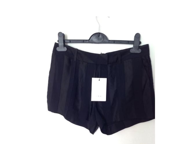 Pantaloncini Iro bi materiale neri Nero