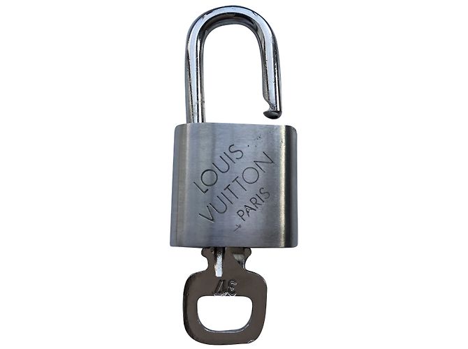 Louis Vuitton Cadenas Graves / Padlock Silvery Metal