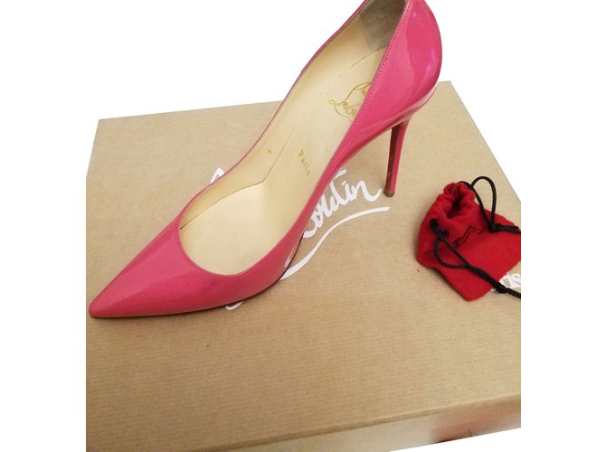 Christian Louboutin Heels Pink Leather  ref.84786