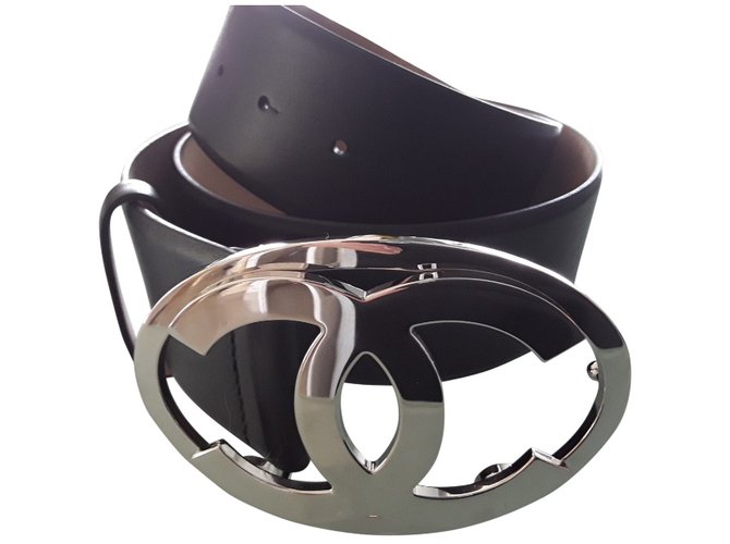 Chanel Cinturones Negro Cuero  ref.85070