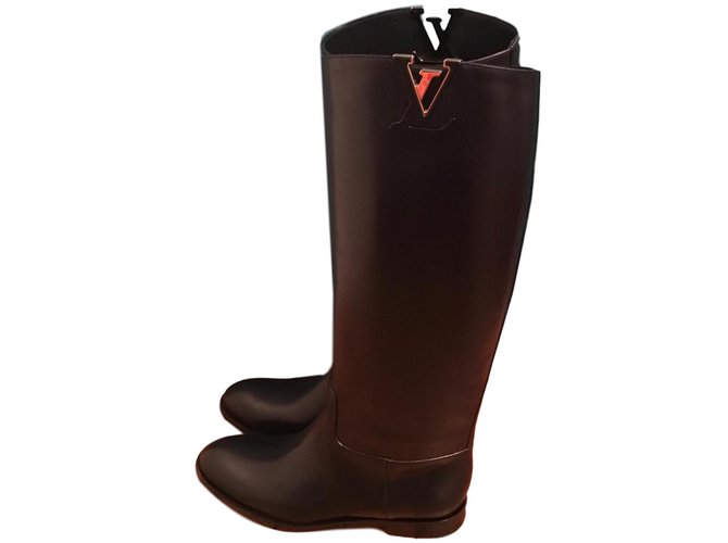 Louis Vuitton boots Black Leather ref.85141 - Joli Closet