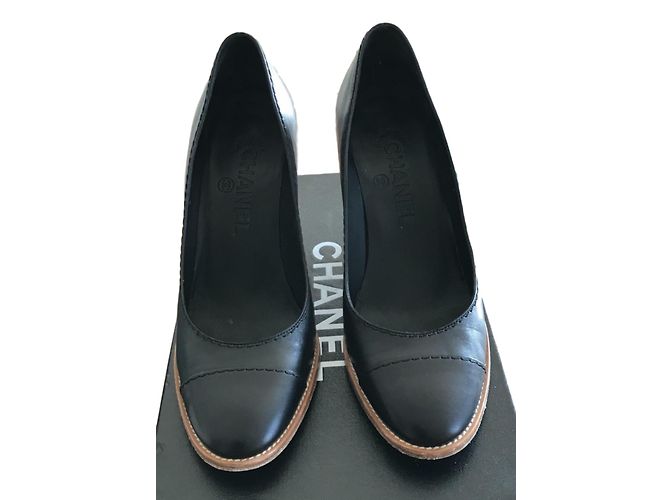 Chanel Escarpins compensés Noir