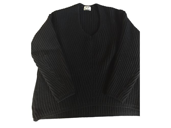 Acne Déborah Schwarzer Wollpullover V-Ausschnitt 