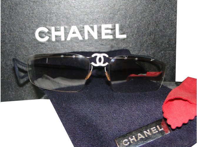 Chanel sunglasses Silvery Steel  ref.85428