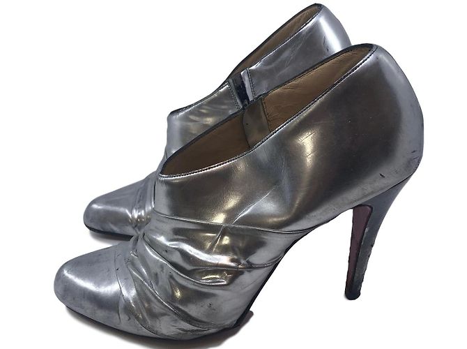 Christian Louboutin Stiefeletten Silber Leder 38FR