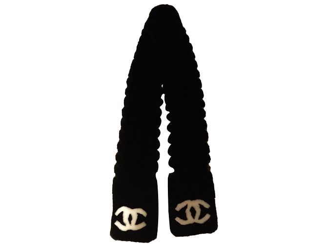 Chanel Sciarpa Nero Pelliccia