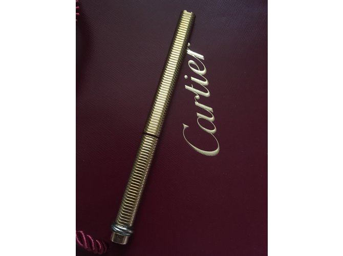 Cartier debe Dorado Chapado en oro  ref.86141