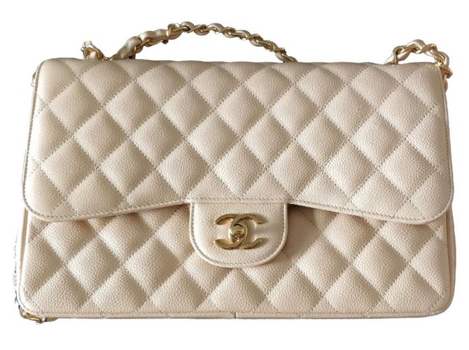 Timeless Chanel Jumbo caviar classic Beige Leather  ref.86270