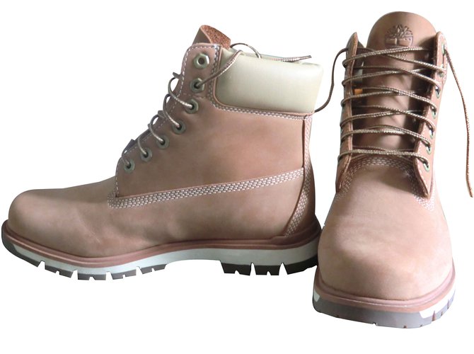 Botas Timberland 6 polegadas bege de couro 