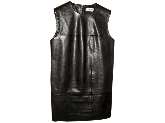 Yves Saint Laurent robe sans manches Cuir Noir  ref.86477