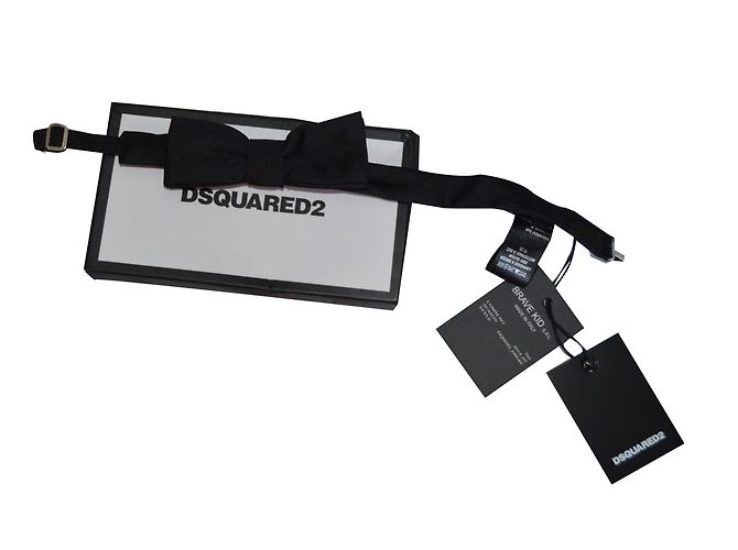 Sciarpa in seta Dsquared2 Butterfly Nera Nero 