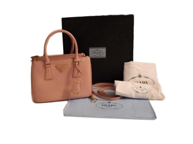 Bolsa Prada de couro Saffiano rosa