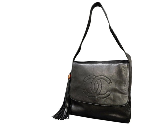 Chanel Lamb Leather Black Fringe Shoulder Bag  ref.86832