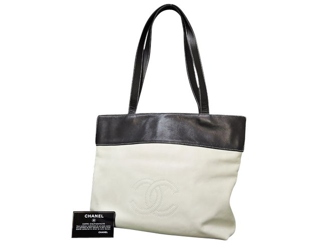 Chanel Tote bag Bianco Pelle  ref.86951