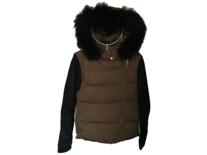 Maje Down jacket with leather sleeves and black fur hood Khaki Cloth  ref.86960