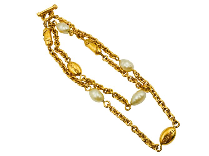 Chanel Colares Dourado Metal  ref.87050