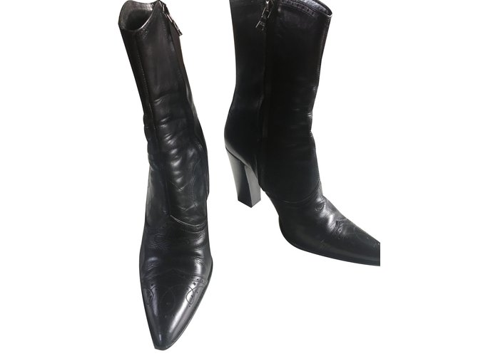 Prada Ankle boots Black Leather  ref.87067
