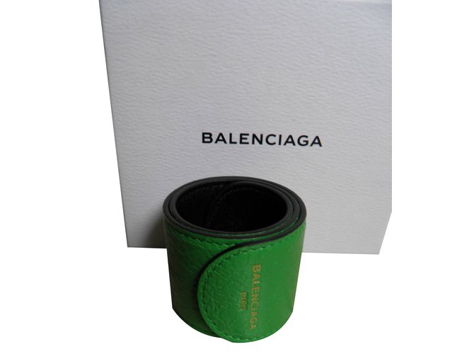 Balenciaga polsino Verde Pelle  ref.87068