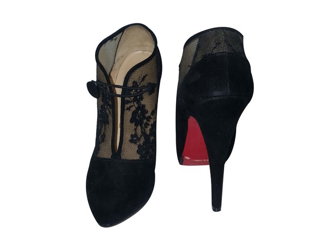 Christian Louboutin Ankle boots Black Lace Deerskin  ref.87300