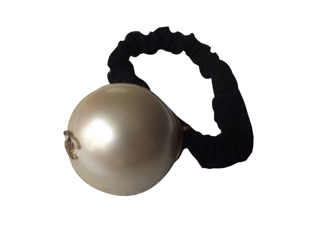 Chanel Hair accessories White Pearl  ref.87310