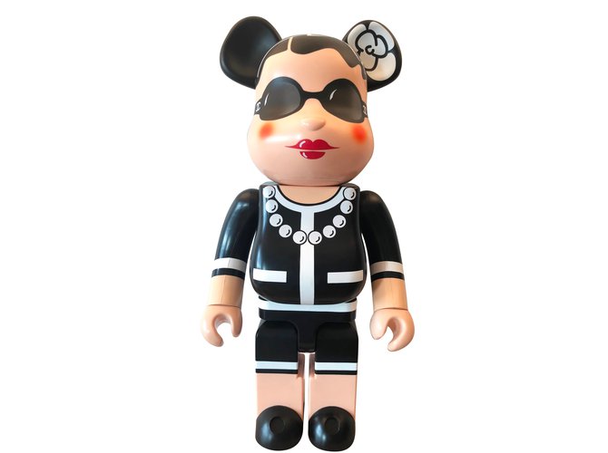 Chanel Bearbrick Medicom Black Plastic  ref.87331