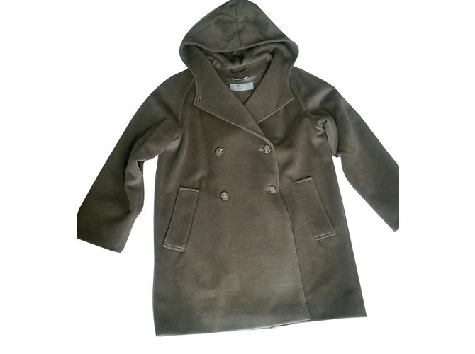 Max Mara Coats, Outerwear Beige Wool  ref.87355