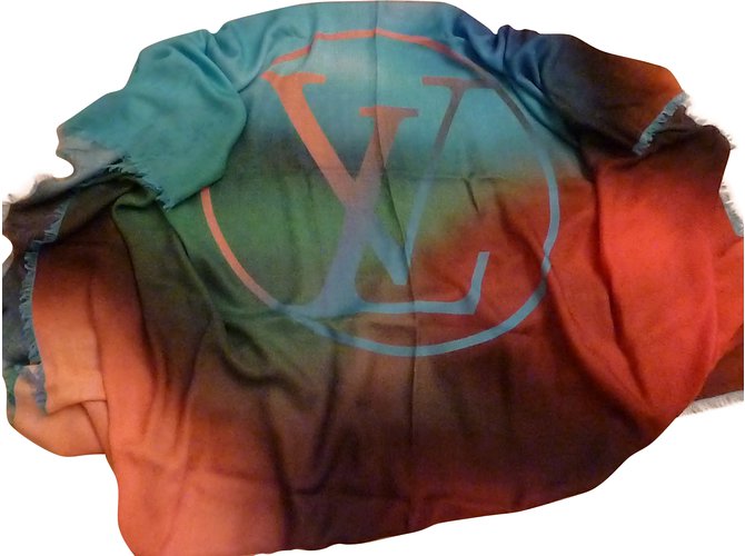 Louis Vuitton Scarves Multiple colors  ref.87462