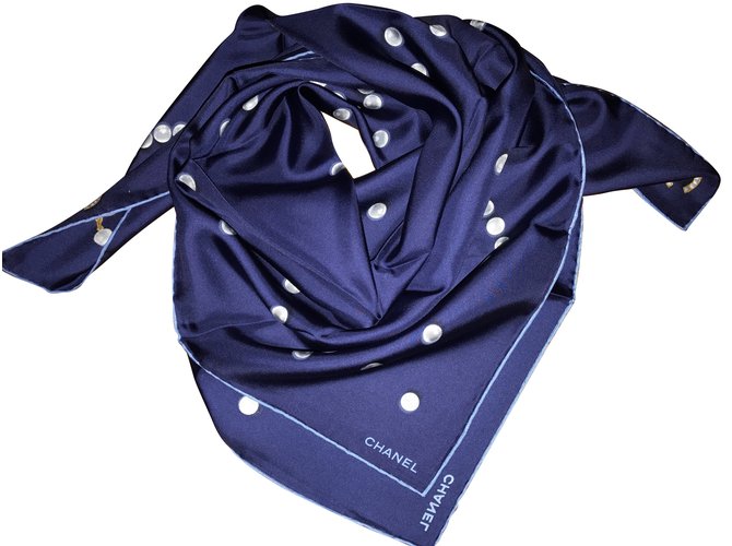 Chanel scarf Navy blue Silk  ref.87610