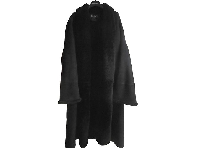 Cappotto in pelliccia nero Gucci