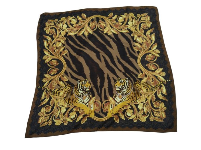 Gianni Versace Silk scarf  ref.87964