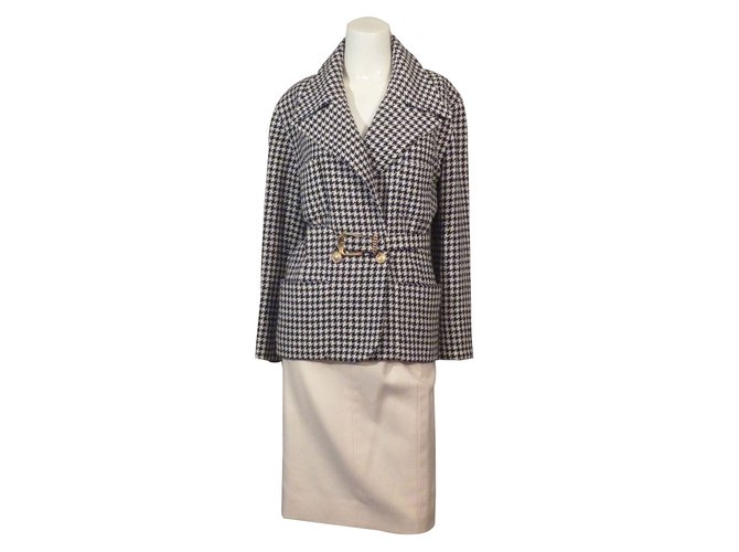 Chanel 3-Piece Skirt Suit Cream Wool  ref.88001