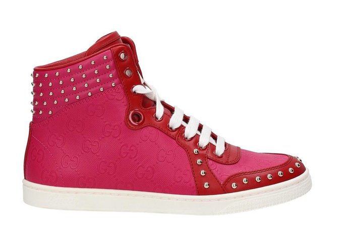 gucci sneakers pink bottom