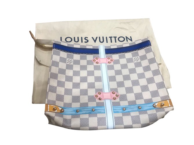 Louis Vuitton Edizione limitata St Barth Bianco Blu chiaro Pelle  ref.88288