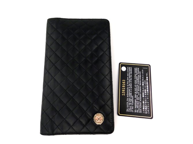 CHANEL Quilte "Bow COCO" Black Lamb Clutch Wallet Lambskin  ref.88424