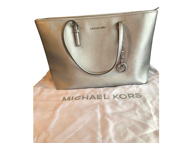 Michael Kors Jet Set Travel Handtasche Leder Silber