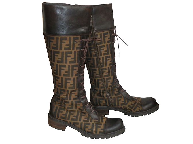 Fendi Chuteiras