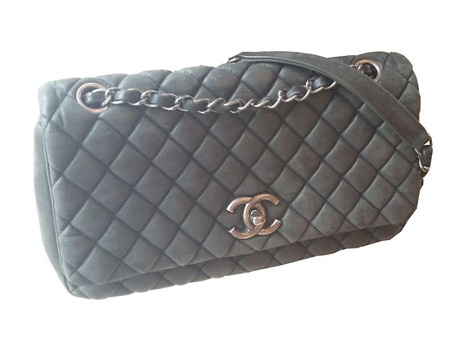 Bolla di Chanel Nero Pelle
