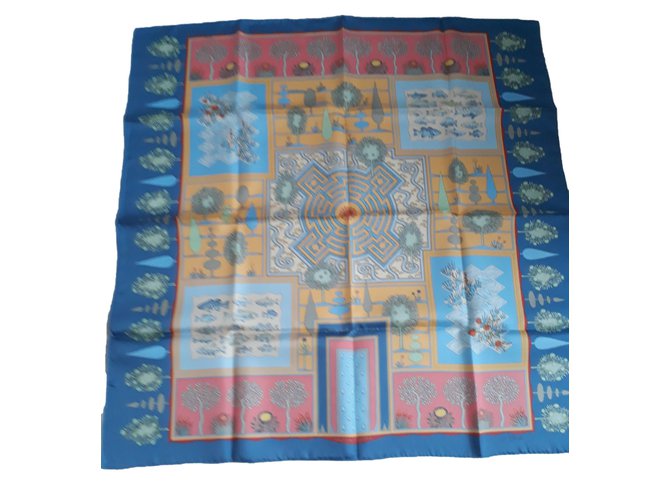 Hermès Silk Scarf 90 cm Light blue  ref.88721
