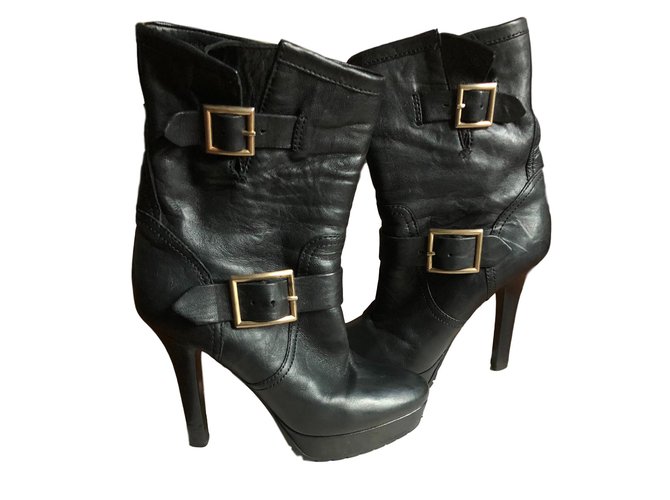 Jimmy Choo Ankle boots Black Leather  ref.88822