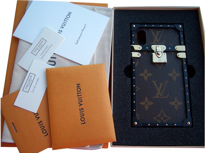 Louis Vuitton Eye trunk pour iPhone X & XS Cuir Marron  ref.88905