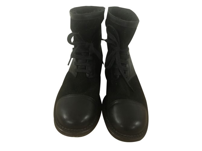 Chanel Bottines Cuir Noir  ref.89140