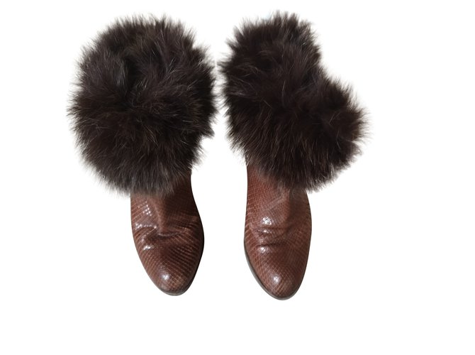 Sergio Rossi Outdoor fur boots Renard, interieur pareil. Brown Exotic leather  ref.89332