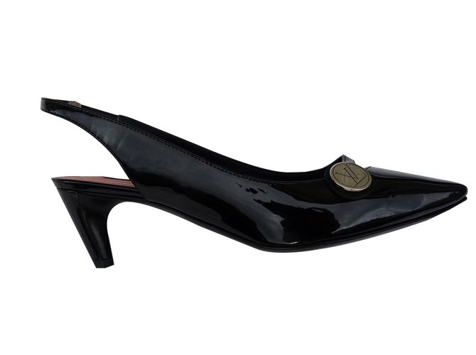 Louis Vuitton Heels Black Patent leather  ref.89424