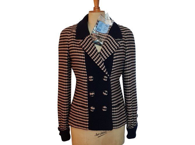 Chanel tweed jacket Navy blue Wool  ref.89481