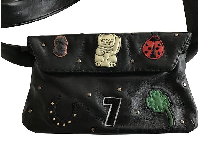 Agnelle Pouch Black